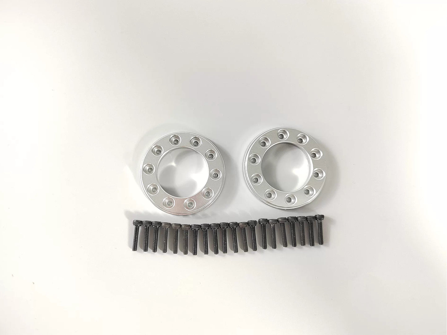 1/14 Scale CNC Aluminum Wheel Hub Cover Rings - Hollow Beadlock Style for Tamiya Trucks (Silver, 2pcs)